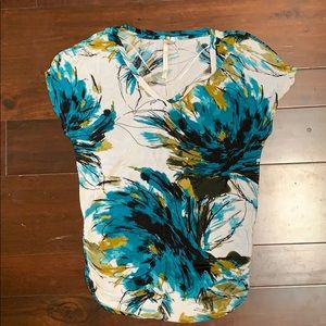 Lauren Conrad size XS printed floral top